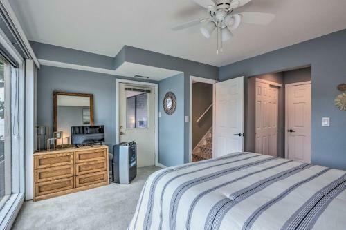 Apartamento Stunning Waterfront Lake Ozark Condo With Pool!