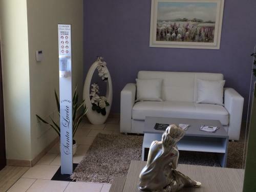 Hostal Affittacamere" Santa Lucia"
