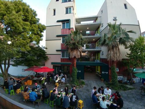 Hostal Backpacker's Home