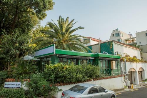Hostal Backpacker's Home