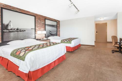 Hotel Super 8 By Wyndham Sudbury On