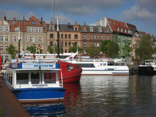 Hostal Pension Zur F�hrbr�cke