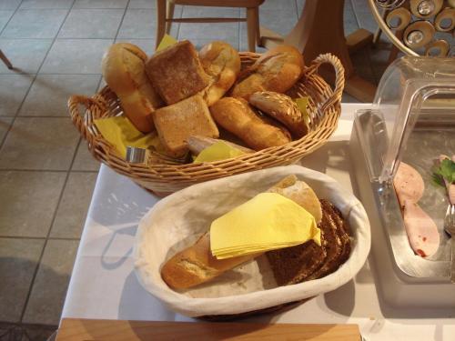 Hostal Pension Zur F�hrbr�cke