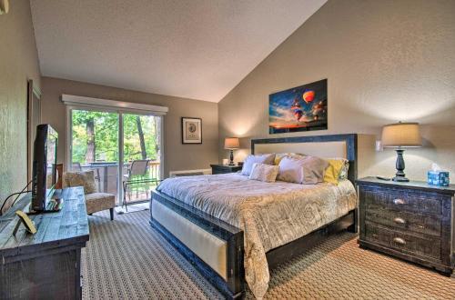 Osage Beach Resort Home Deck And Gas Fire Pit!