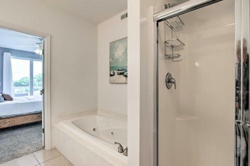 Apartamento Lakefront Lands End Getaway With Resort Perks!
