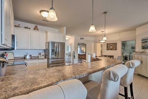 Apartamento Lakefront Lands End Getaway With Resort Perks!