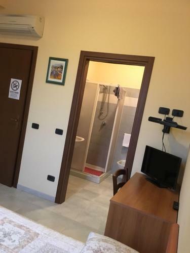 Hostal Roby Bar Affittacamere