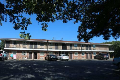 Hotel Ranch Motel