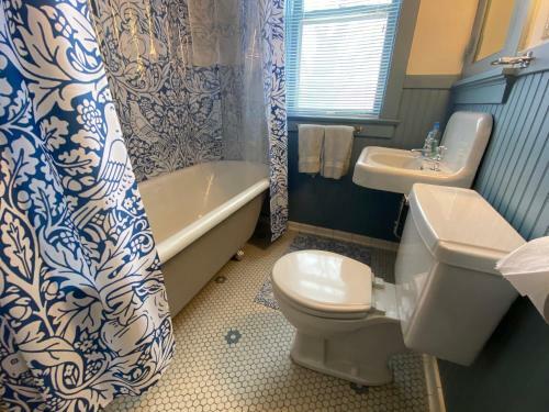 Apartamento The Edmond An 1887 Arts & Crafts Gem