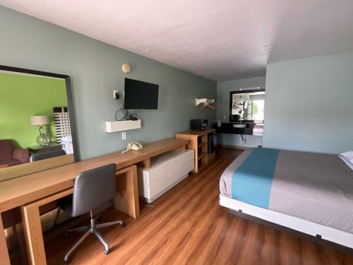 Hotel Country Yard Inn And Suites