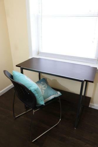Apartamento Cozy Campus Stay With 78 Walk Score