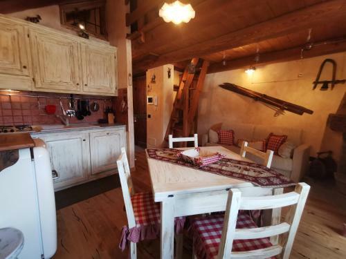 Hostdomus - Hunter's Burrow Apartment