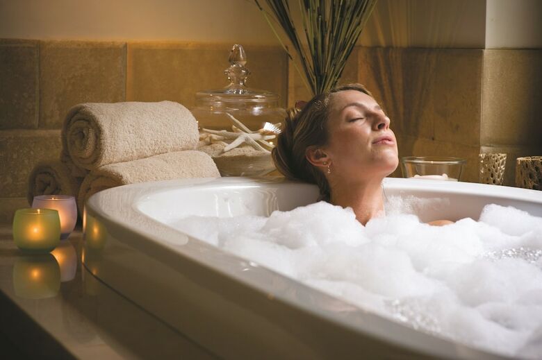 Portola Hotel & Spa