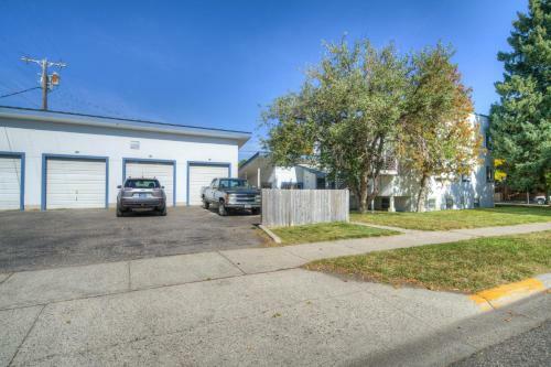 Apartamento 3 Bedroom Remoldeled Apt, 4 Blocks From Downtown