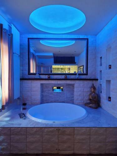 Hostal Luxury Rooms Sixty Six