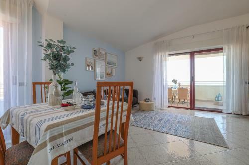 Apartamento Tra Cielo E Mare
