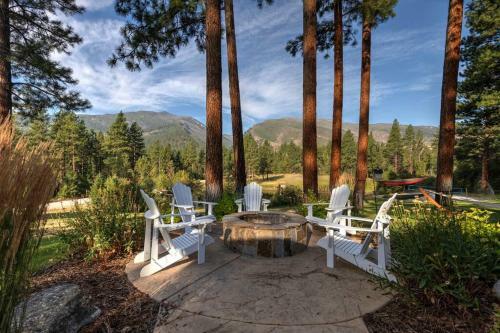 Longing For Solitude And Post Card Views?