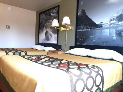 Hotel Super 8 By Wyndham Hamilton