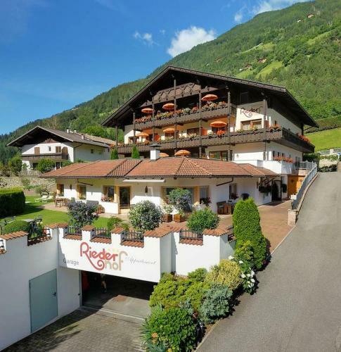 Apartamento Riederhof Ferienwohnungen Arthur 2