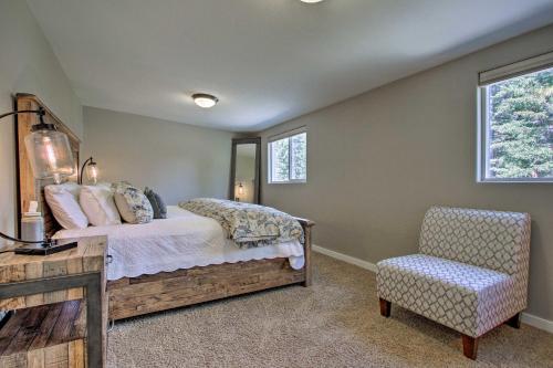 Creekfront Lincoln Home, Steps From Downtown!
