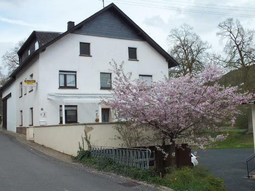 Hostal G�stehaus Neises