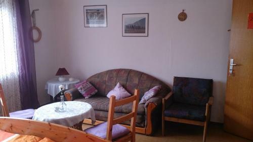 Hostal G�stehaus Burgwald-trekking