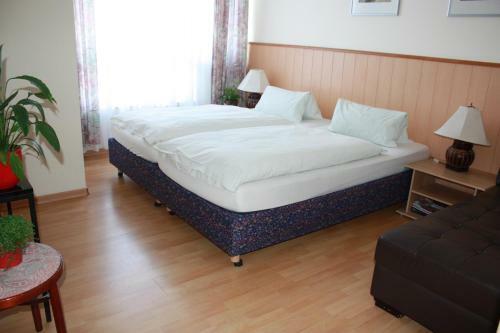 Hotel R�merhafen