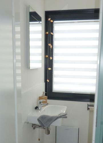 Hausboote Und Ferienh�user Marina M�cheln