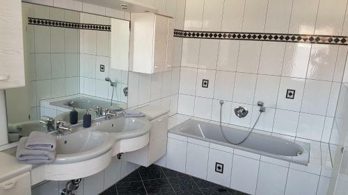 Zimmervermietung M�lheim