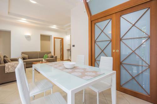La Casa Di Genella