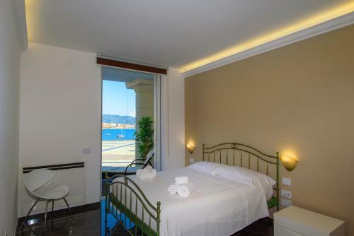 Apartamento Mareluna Crescent - Luxury Seafront Experience
