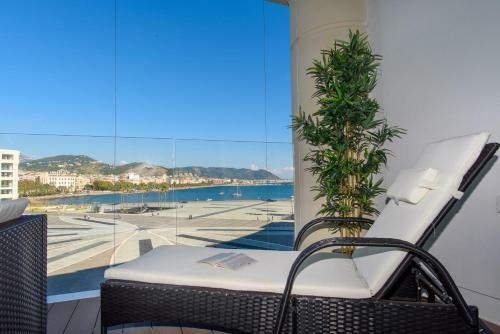 Apartamento Mareluna Crescent - Luxury Seafront Experience