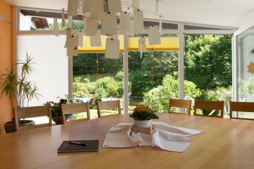 Hostal Pension Zum Rothaarsteig