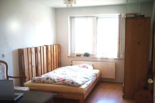 Quiet 3-room Apartment, Directly On The S8