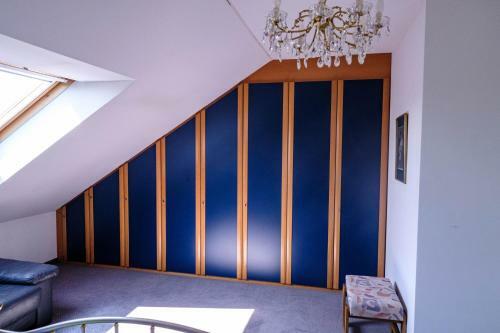 Ganzes Haus M�bliert M�-lerchenau