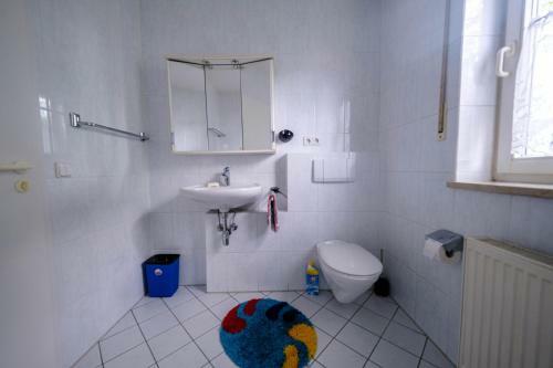 Ganzes Haus M�bliert M�-lerchenau