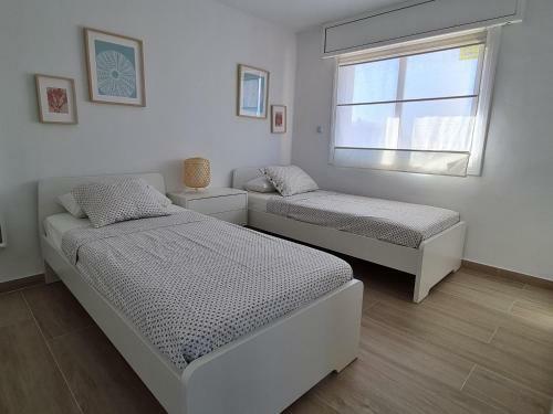 S'agar� Apartment With Sea Views And Pool