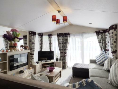 Morningside 33 At Southview Leisure Park