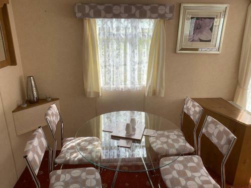 6 Berth Static Caravan