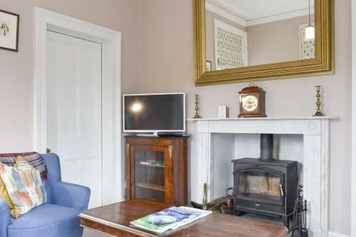 Low Lodge