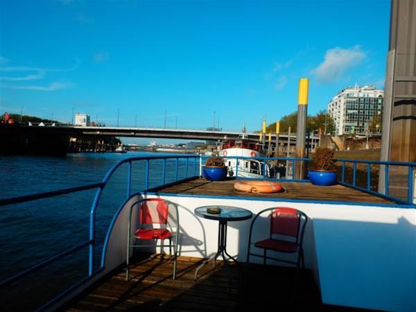 Hostal Hotelschiff Perle Bremen