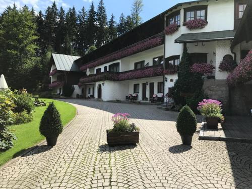 Hostal Landhaus Prei�inger