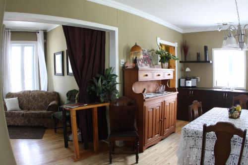 La Grange Aux Hiboux G�te Et Restaurant B&B