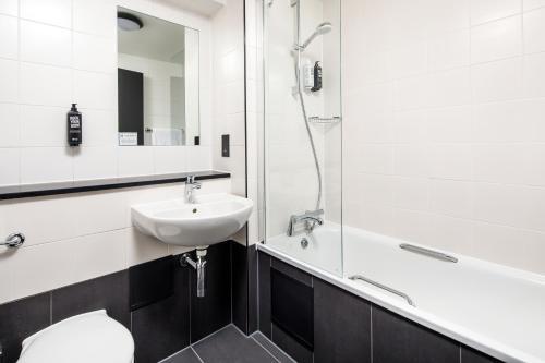 Hotel Ibis Budget London Heathrow Terminal 5