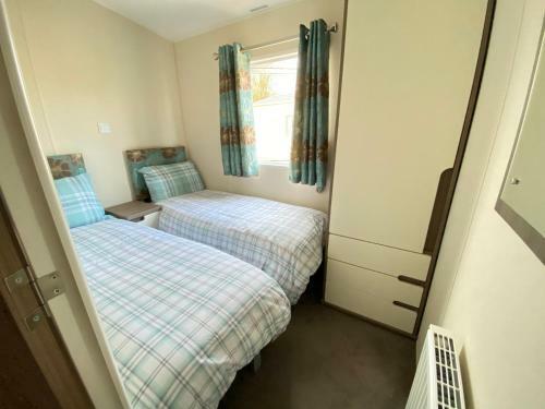 Dabbling Ducks - Pet Friendly