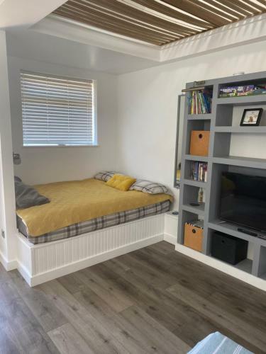 Fairlight Chalet Bungalow