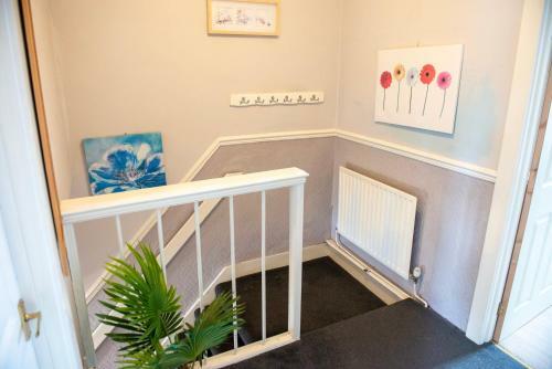 Delightful Central, Seaside Apartment-with Free Parking