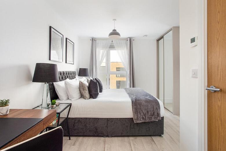 Apartamento Deanery Court Vittrum Suites