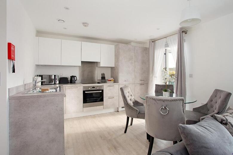 Apartamento Deanery Court Vittrum Suites