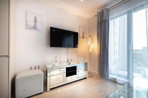 Royal White Swan Silver Service Apartments 1 Bed *